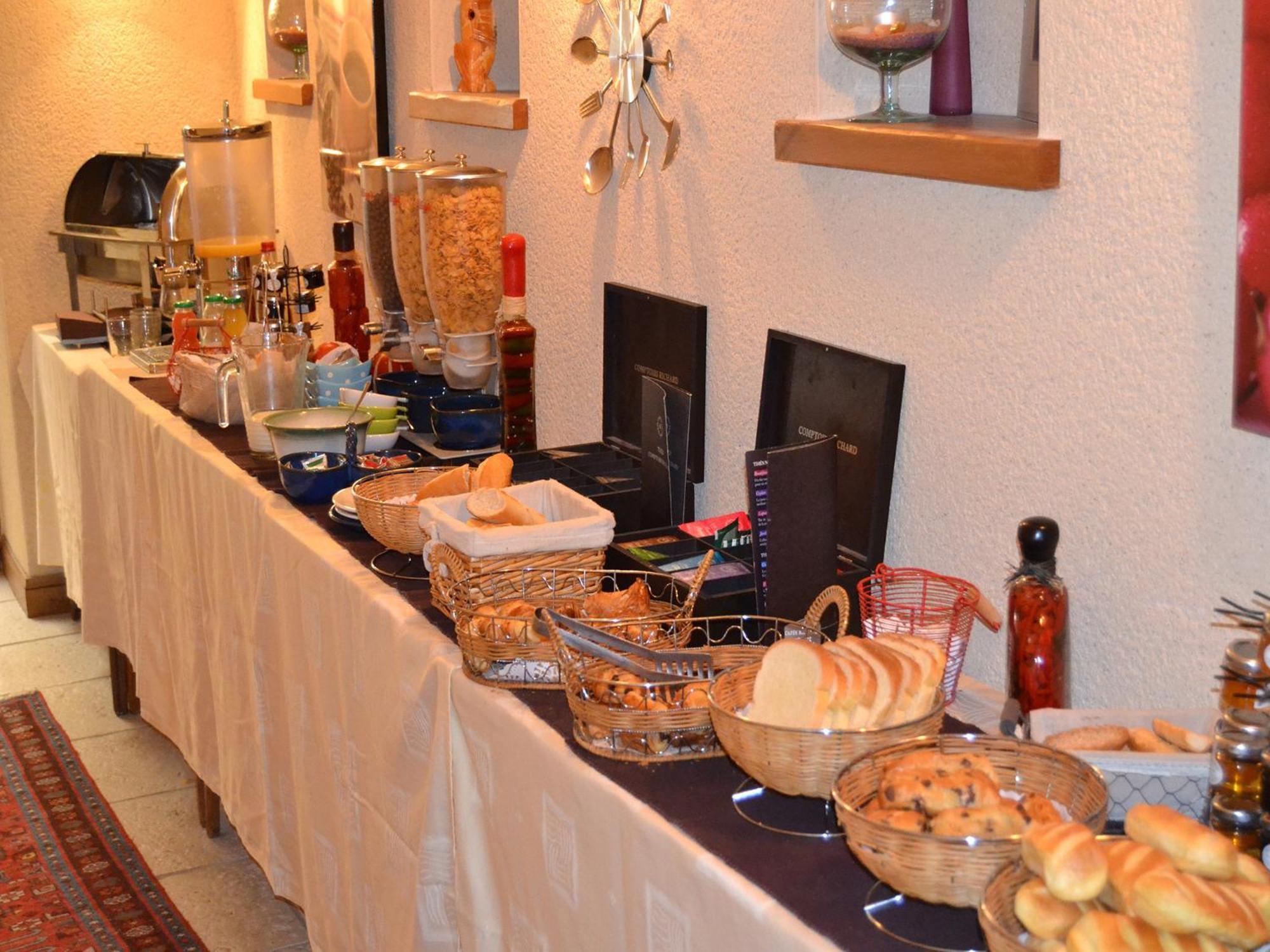 Hostellerie De La Poste Clamecy Kültér fotó